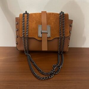 Persaman Shoulder Bag
